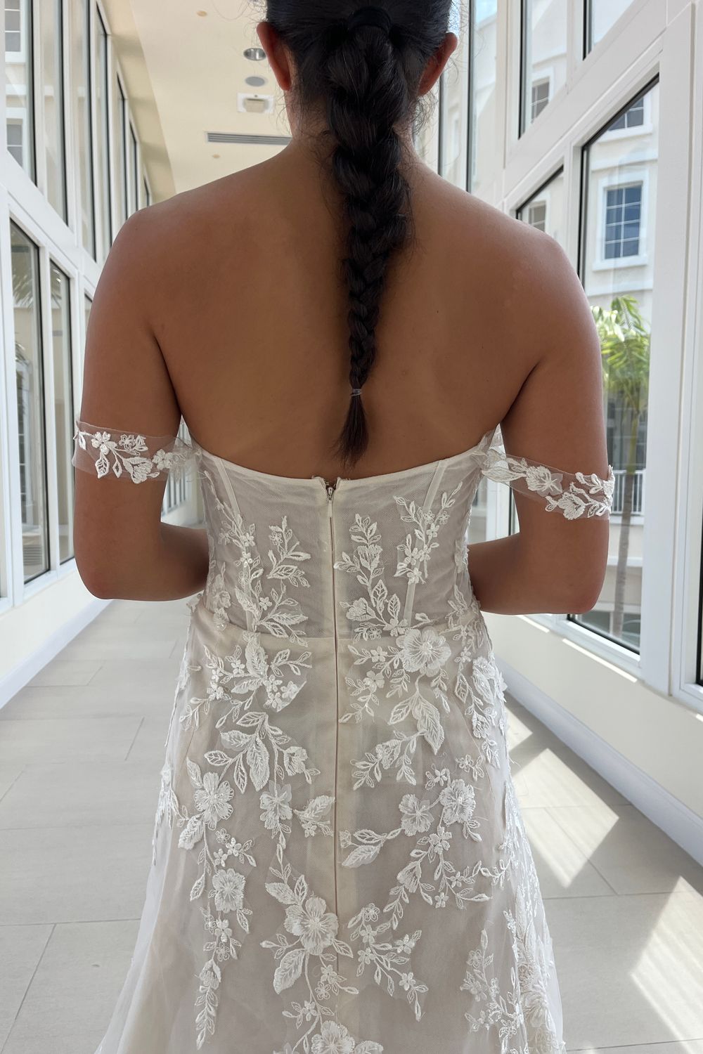 Ines Di Santo Marz with Veil 10