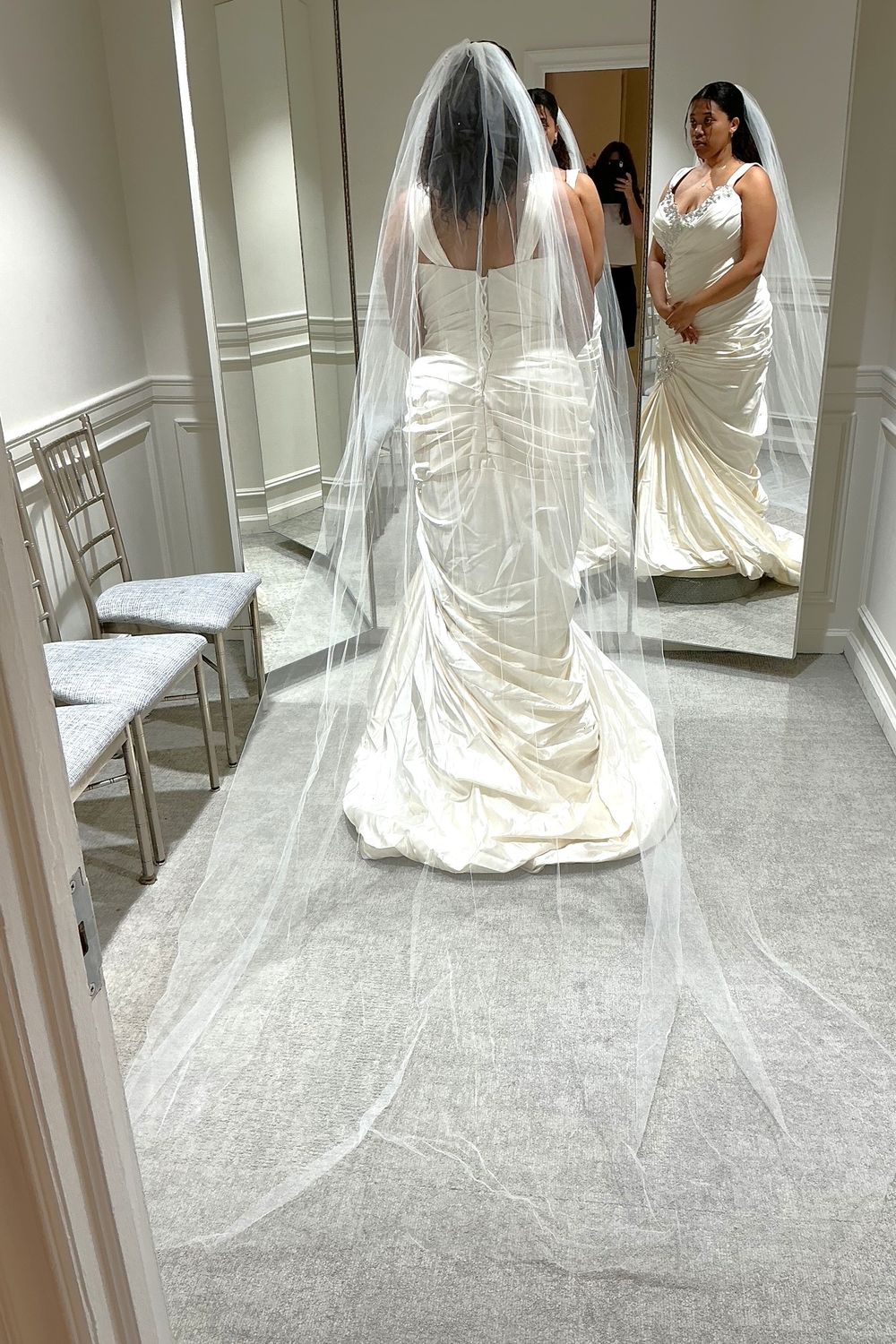 Pnina Tornai Mermaid Dress With Veil 4