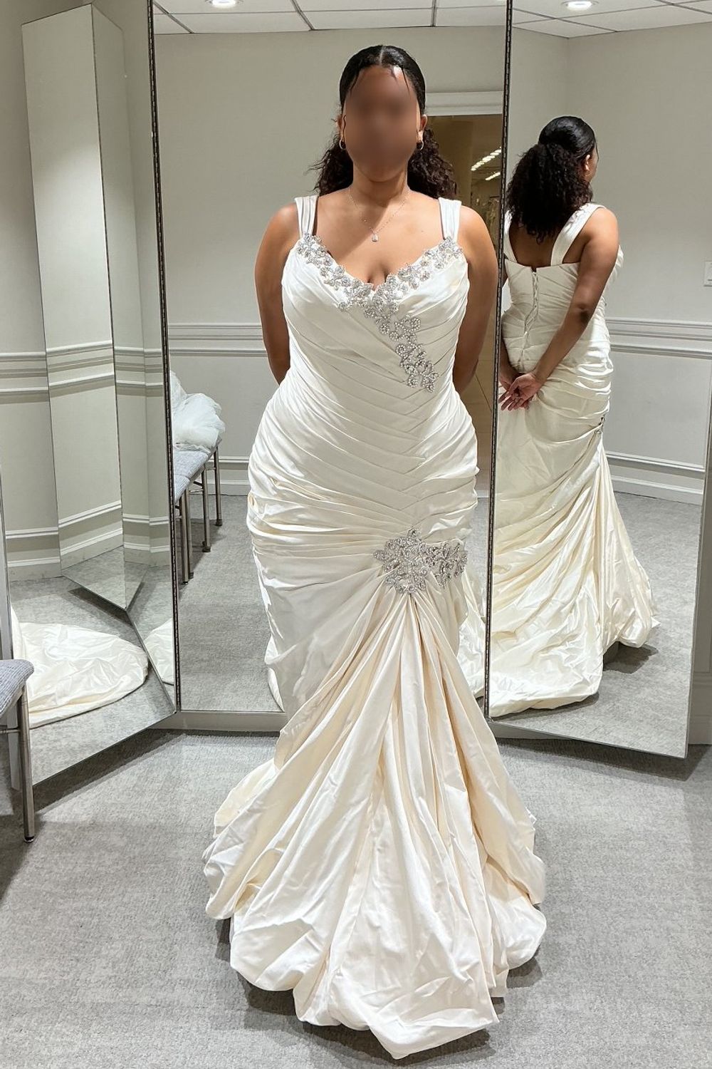 Pnina Tornai Mermaid Dress With Veil 0
