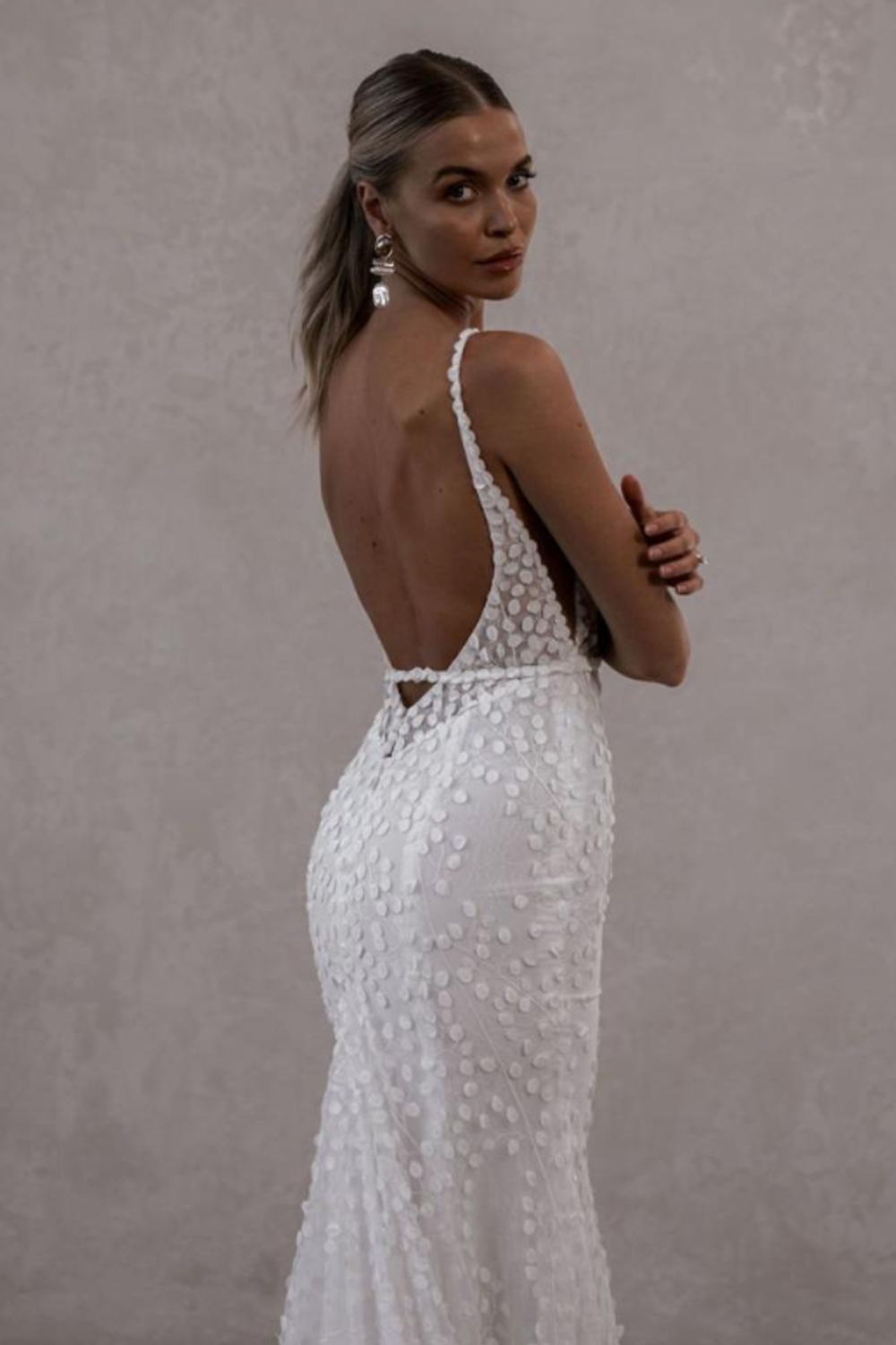Never Worn Made With Love Louie V2 Wedding Dress