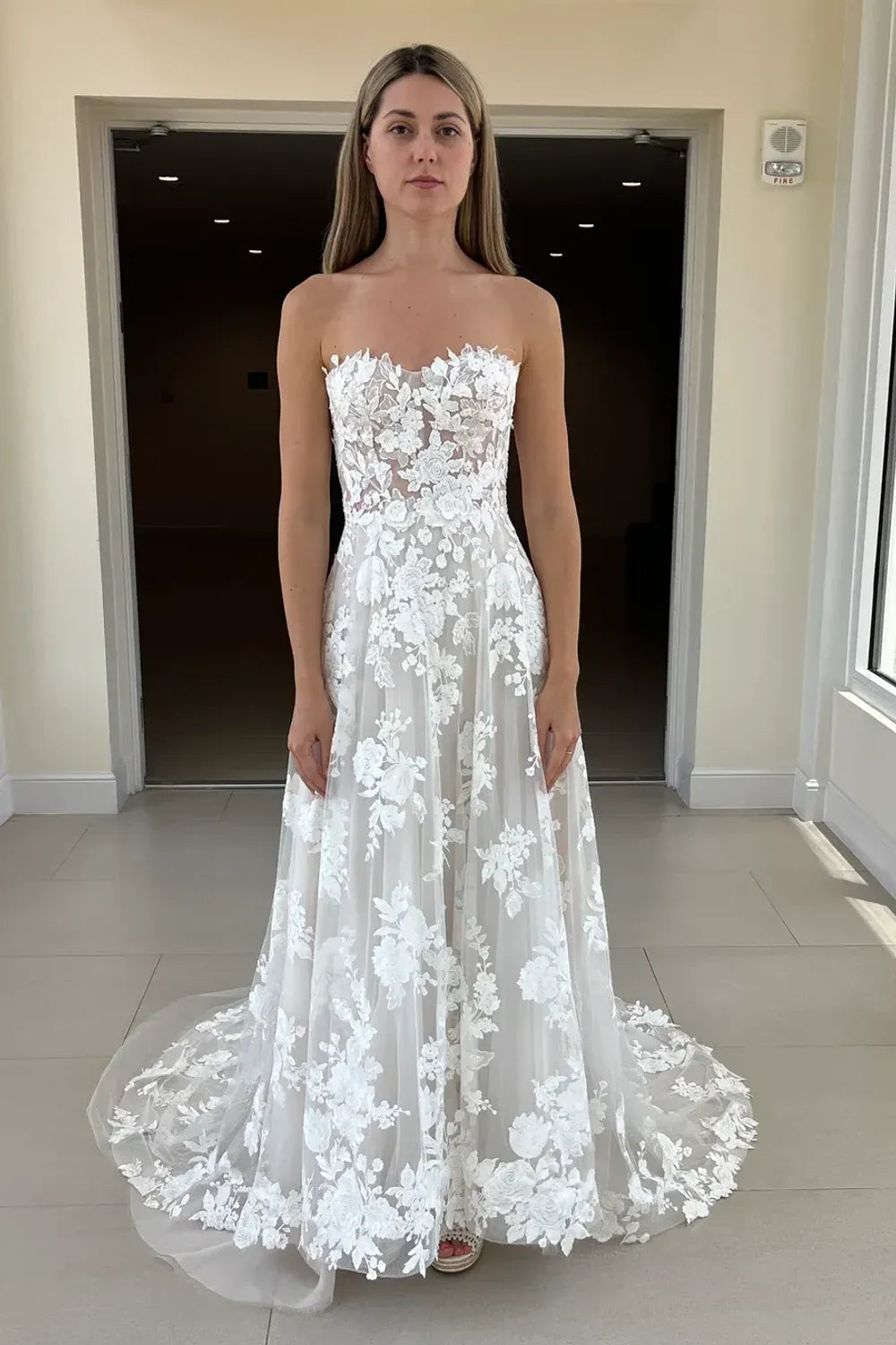 used Mira Zwillinger Messa Gown Wedding Dress