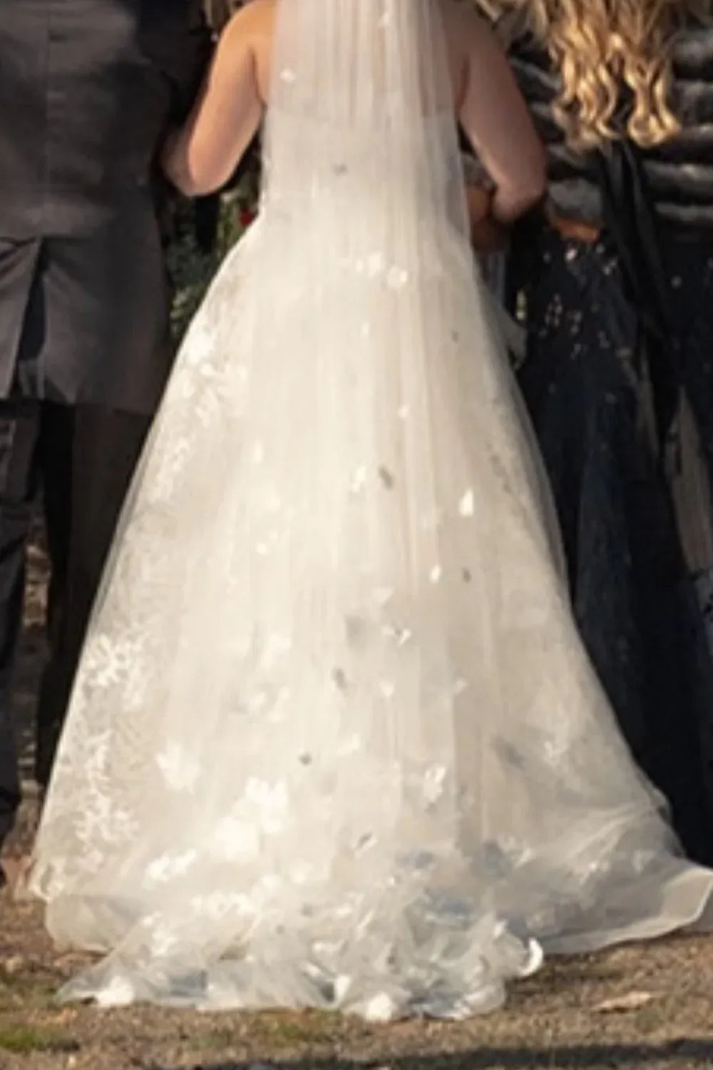 Reem Acra Feelings 4