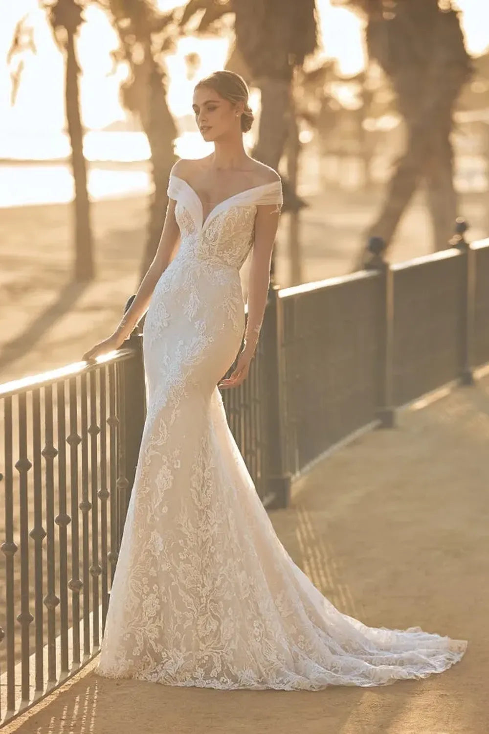 pronovias mermaid wedding dress Never Worn Pronovias Altair Wedding Dress