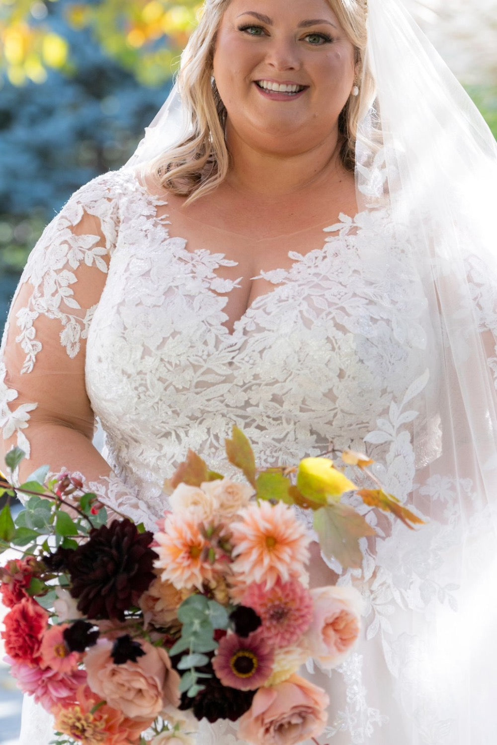 Essense of Australia-LACE A-LINE WEDDING DRESS WITH LONG SLEEVES Style D3280 -2