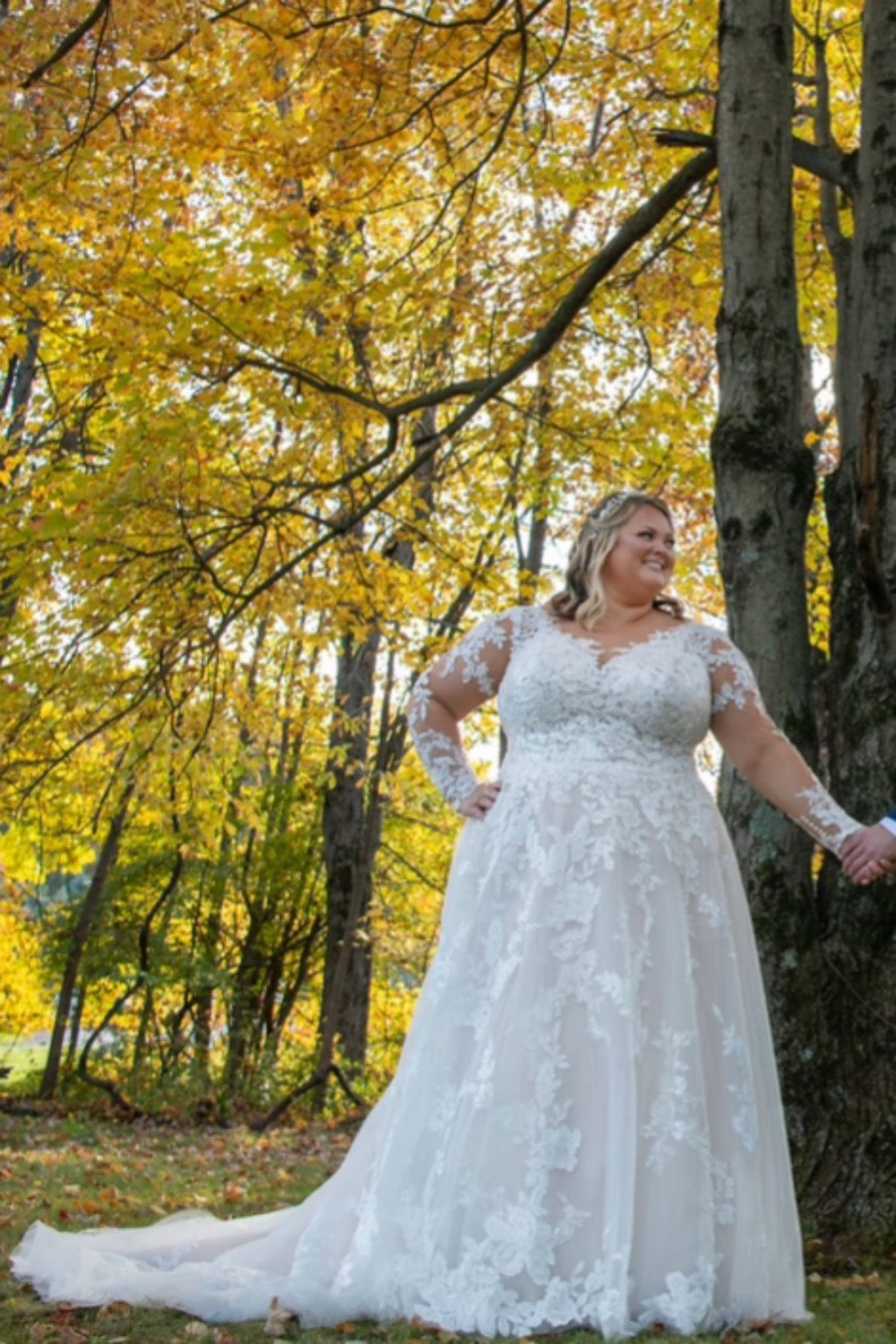 Essense of Australia-LACE A-LINE WEDDING DRESS WITH LONG SLEEVES Style D3280 -3