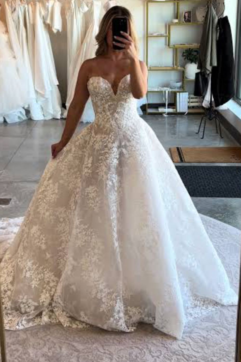 Ines Di Santo Agatha 11