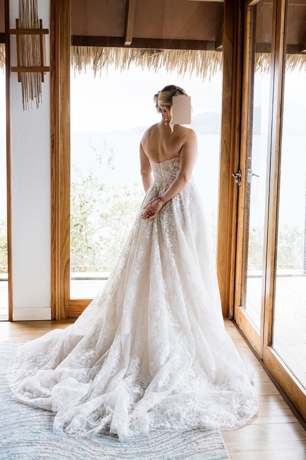 Used Ines Di Santo Agatha Wedding Dress Used Ines Di Santo Agatha Wedding Dress