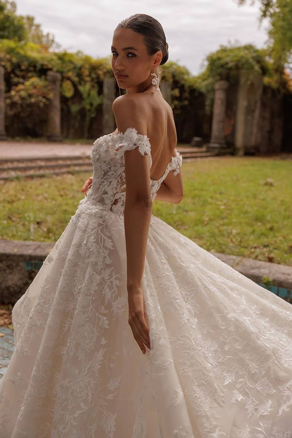 Never Worn Eve of Milady 1692 Wedding Dress - Main Image