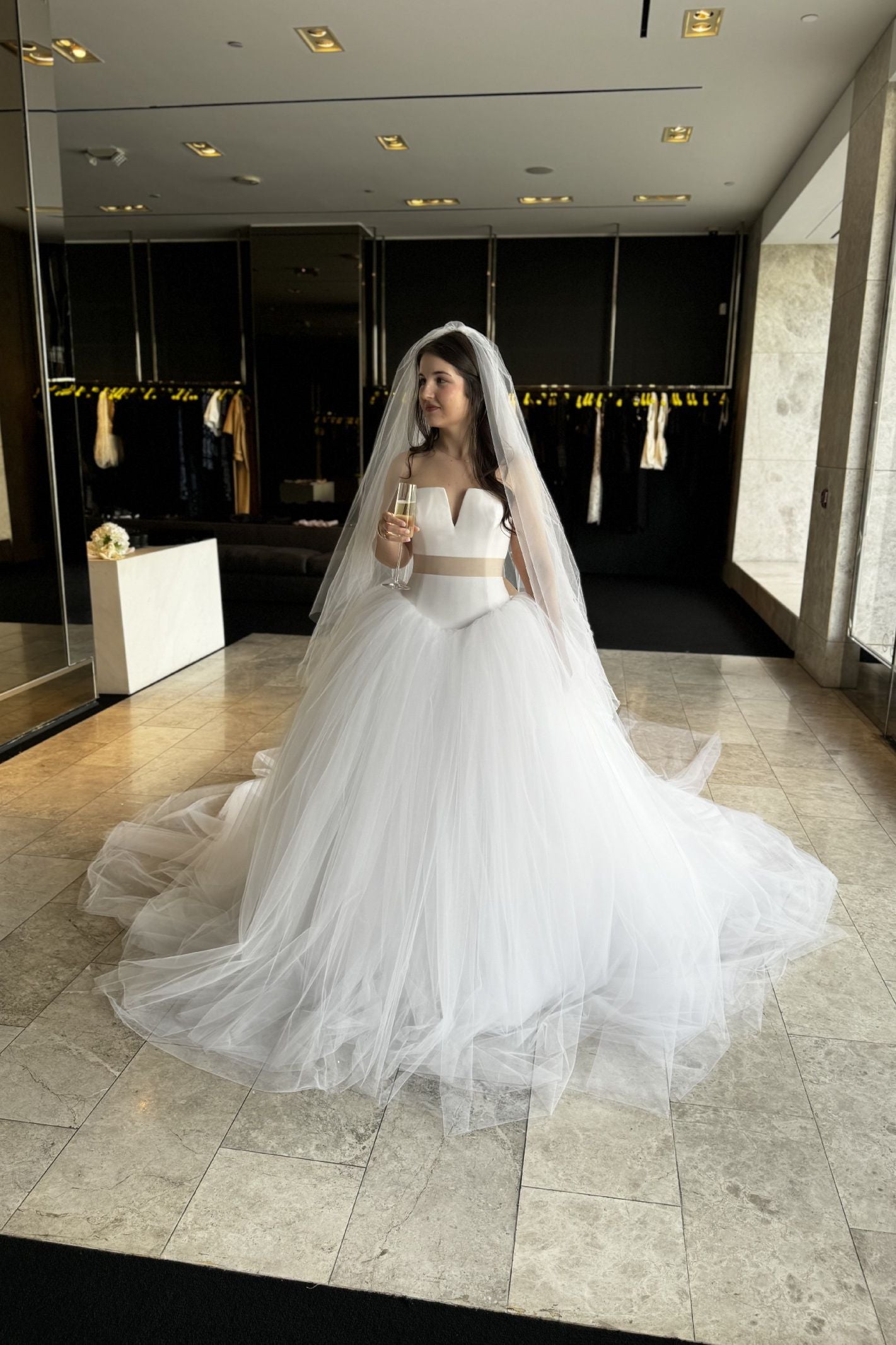 Used Vera Wang Fernanda Wedding Dress