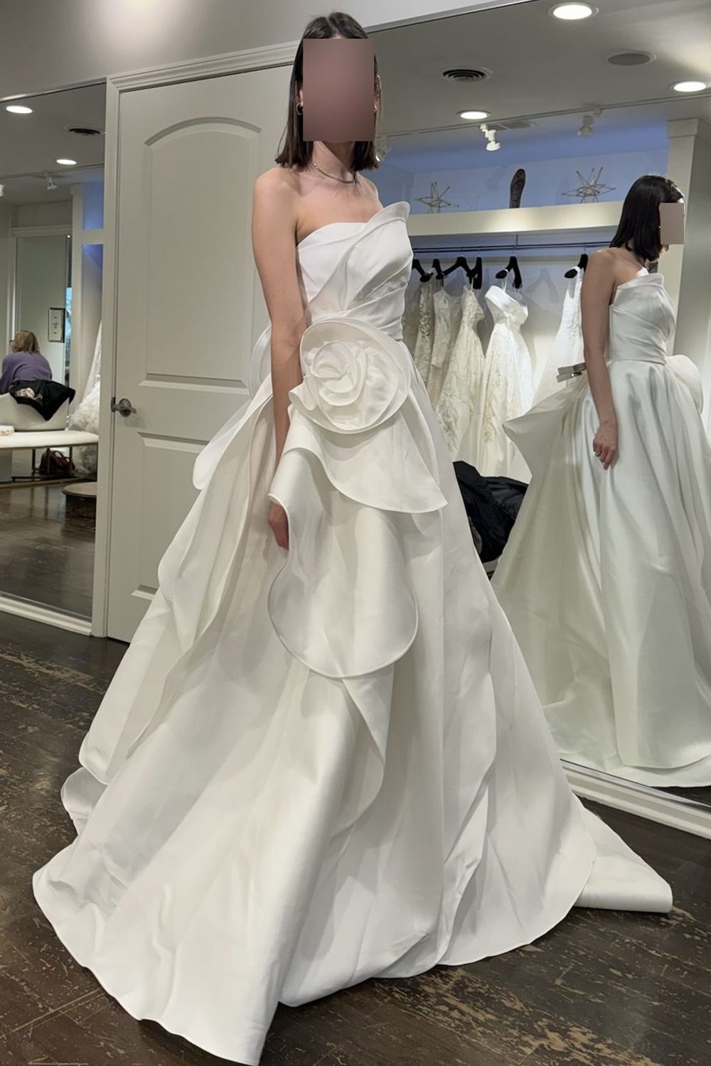 Valentini Spose E0869 Nimes with Veil 10