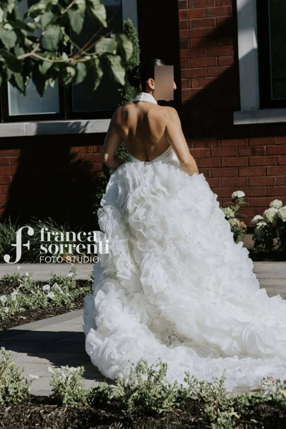 Nicole and Felicia NF021 with Veil 8