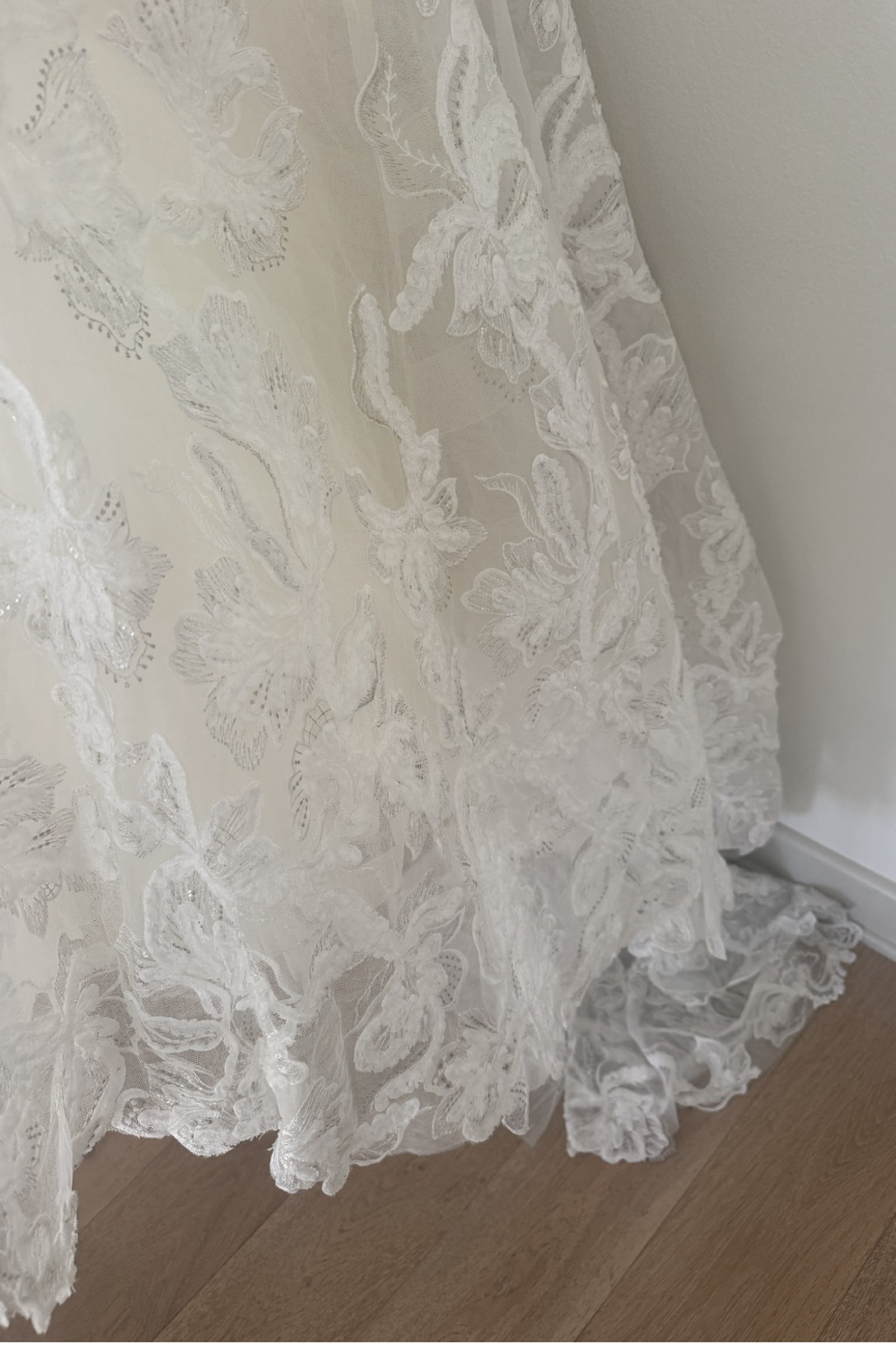 Mira Zwillinger Ami 2