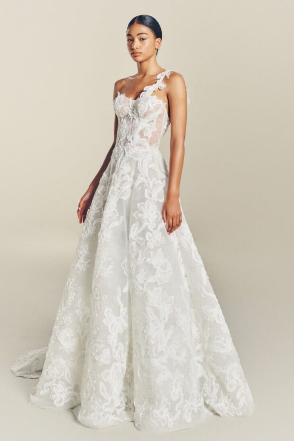 Mira Zwillinger Ami 7