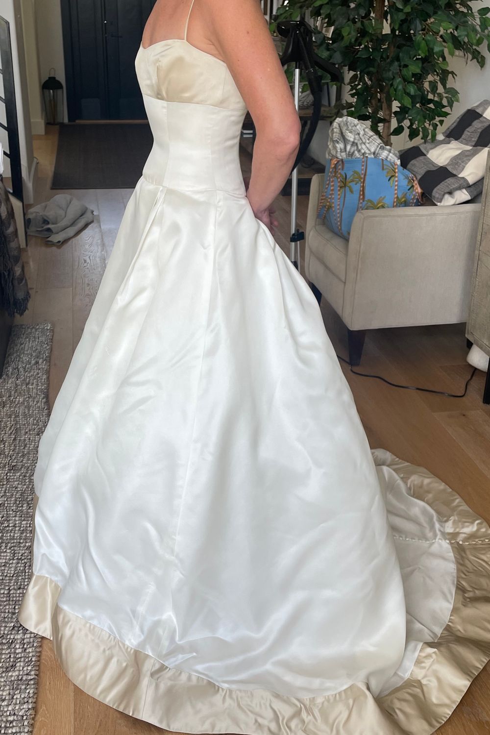 Vera Wang Vintage Vera Wang 1