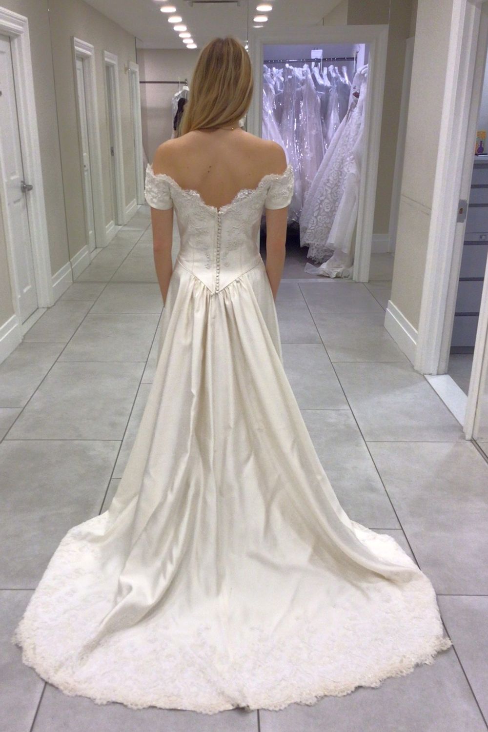 Richard Glasgow A-line Gown with Veil and Headpiece 9