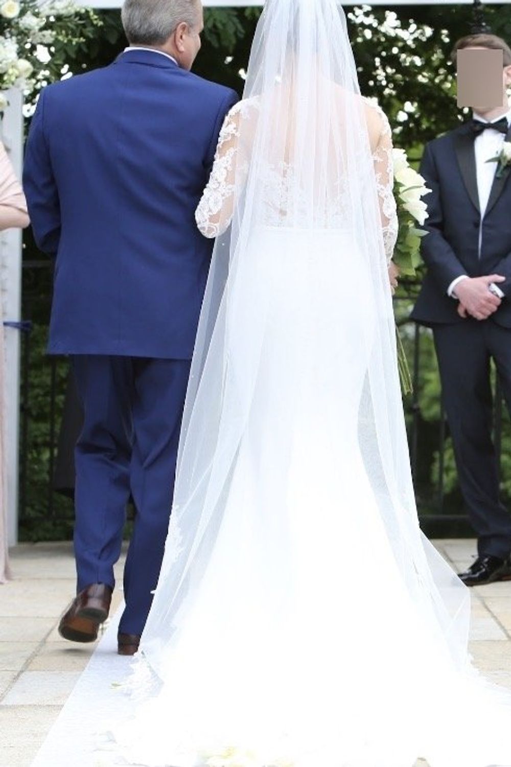 Pronovias PXK01 with Veil 8