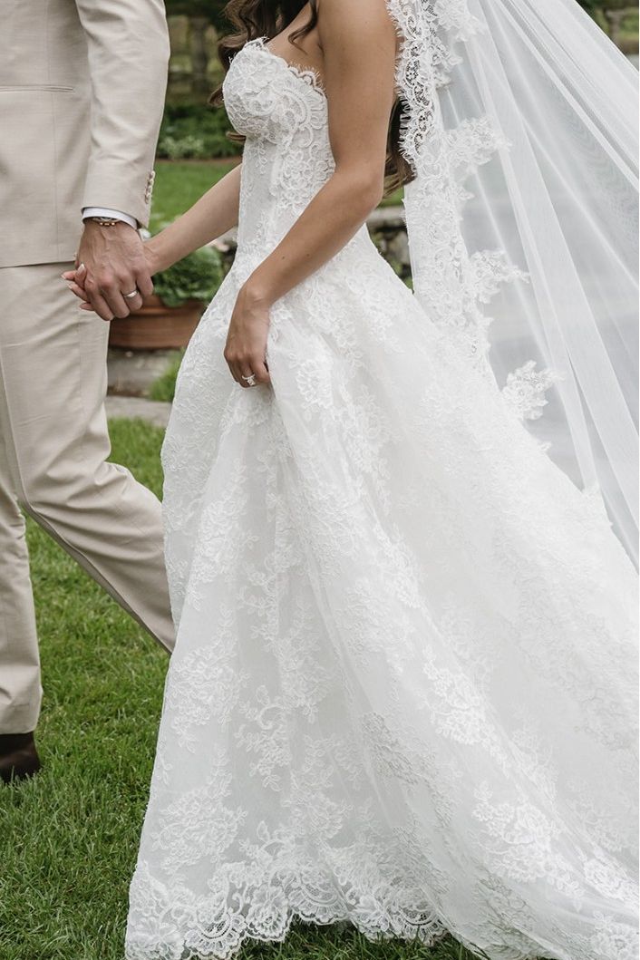 Used Monique Lhuillier FLEUR DE LIS Wedding Dress