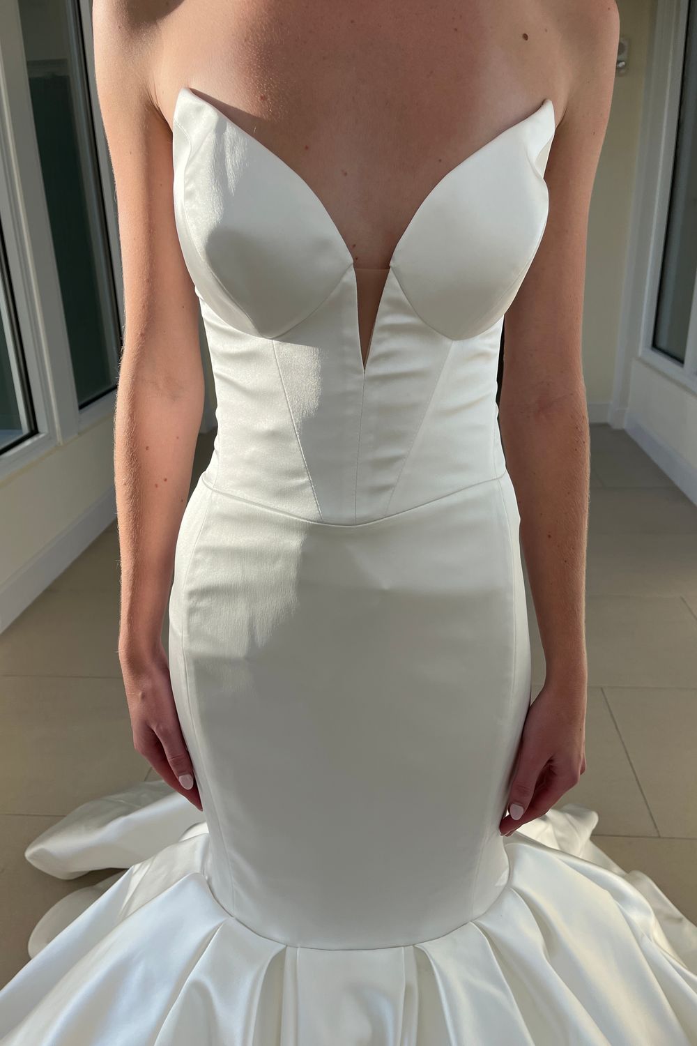 Pnina Tornai 4789 with Veil 6