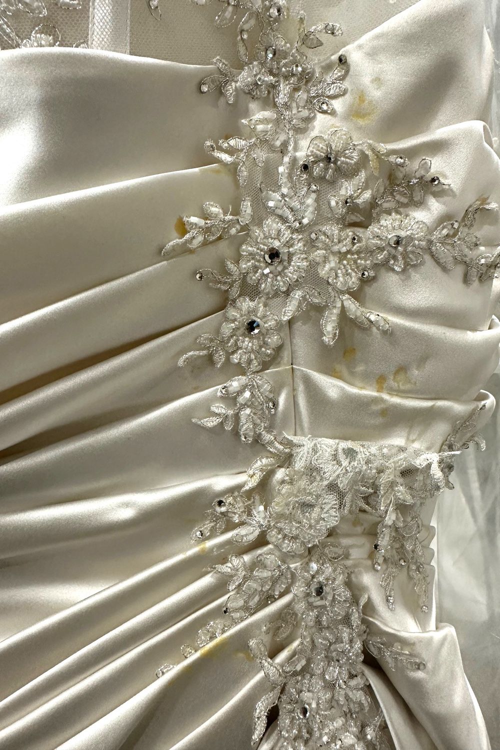 Pnina Tornai 4098 with Veil 10