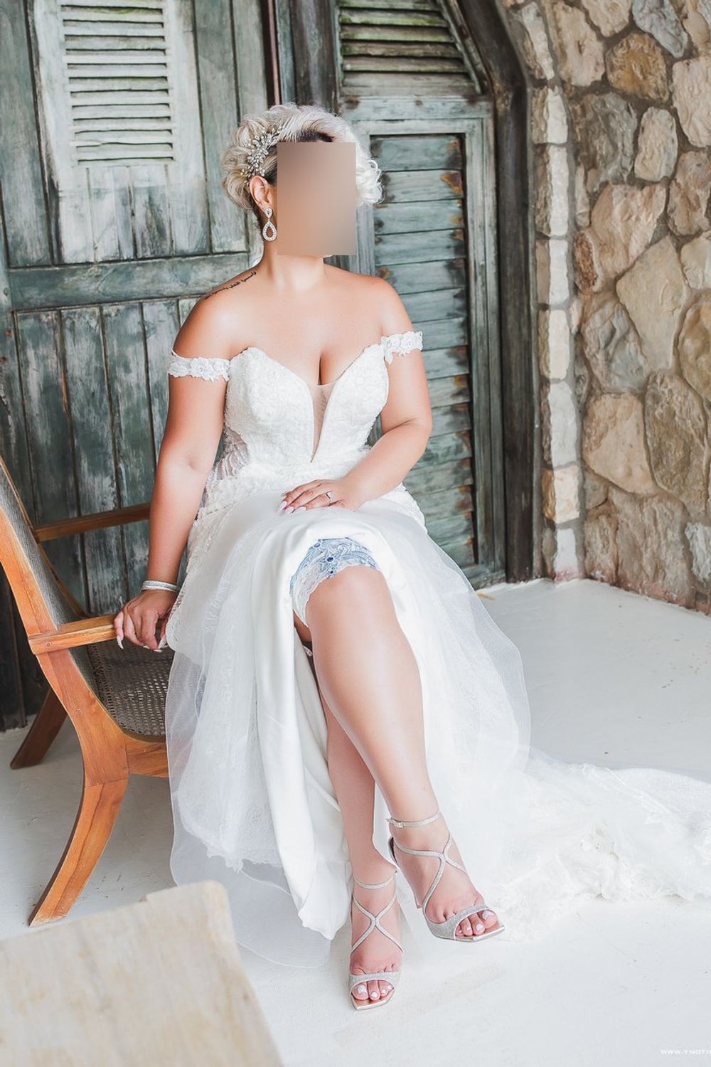 Martina Liana 1338 with Veil 9