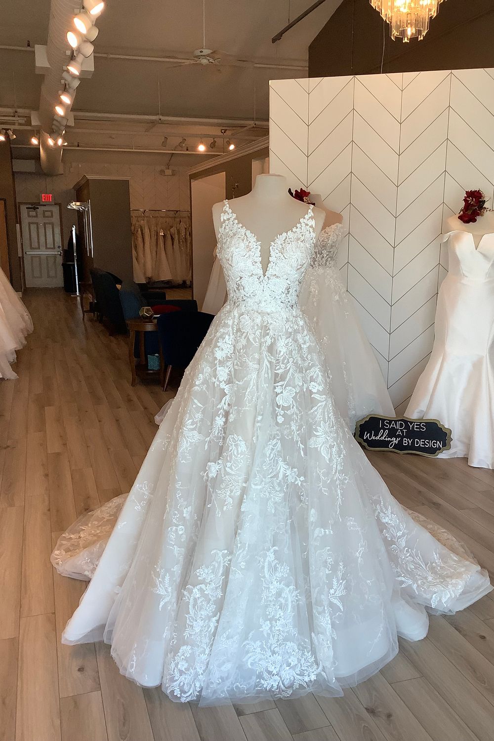 Sample Martina Liana 1164 Wedding Dress