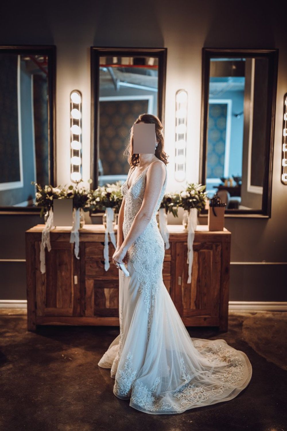 Used Lazaro 3605 Wedding Dress