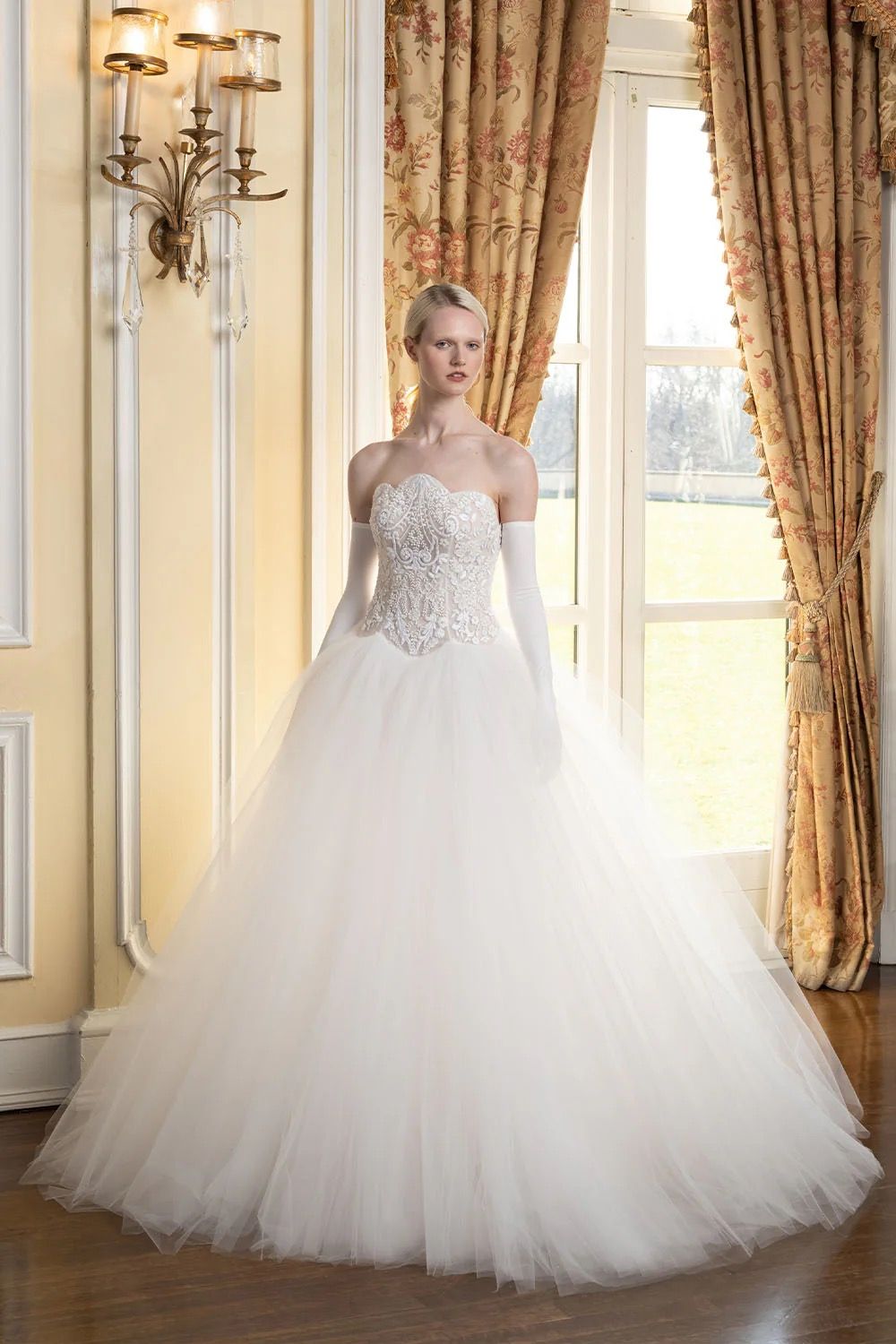 reem acra wedding dress www.ReemAcra.com
