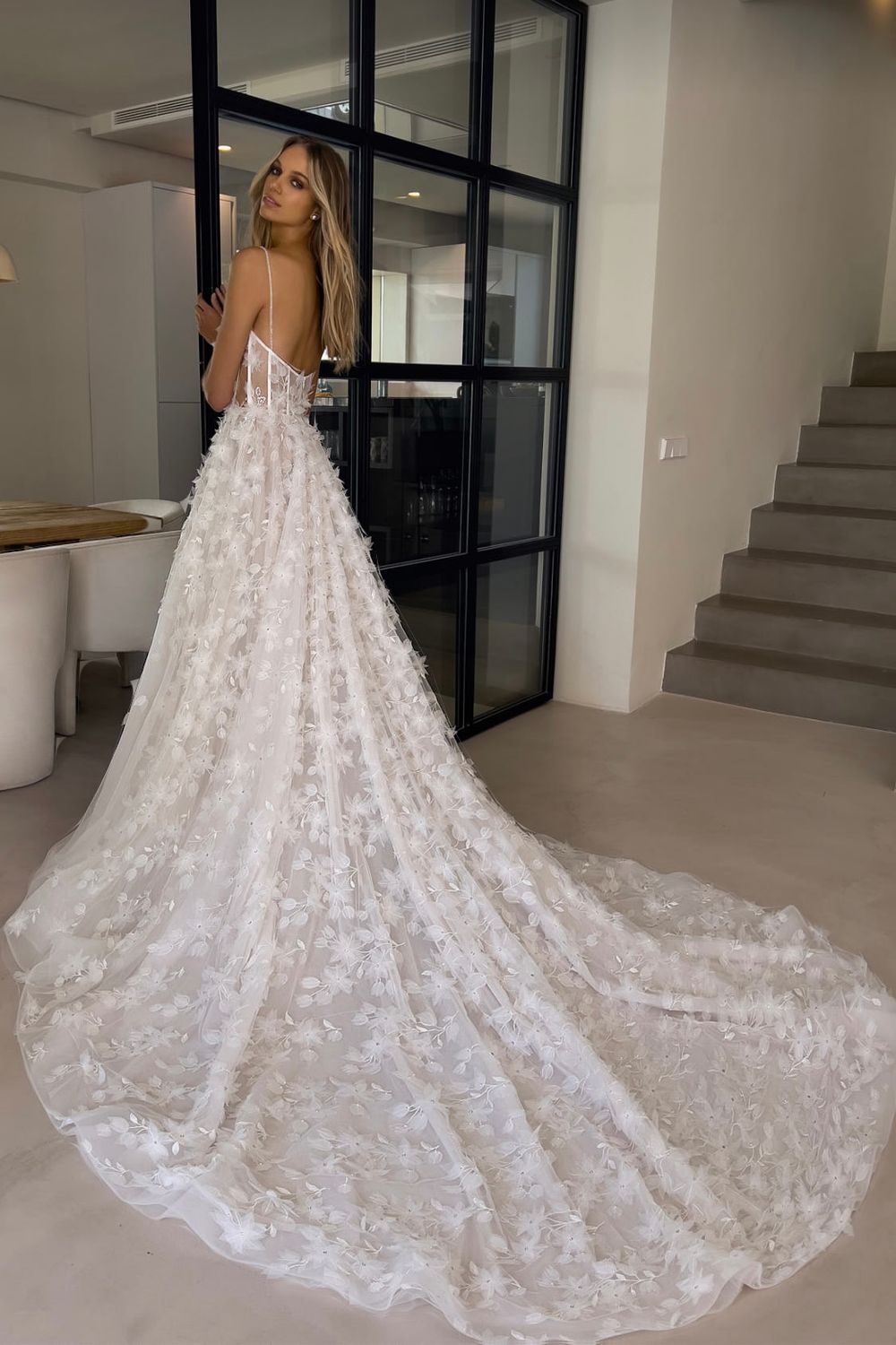 Used Tom Sebastien Chloe Wedding Dress Used Tom Sebastien Chloe Wedding Dress