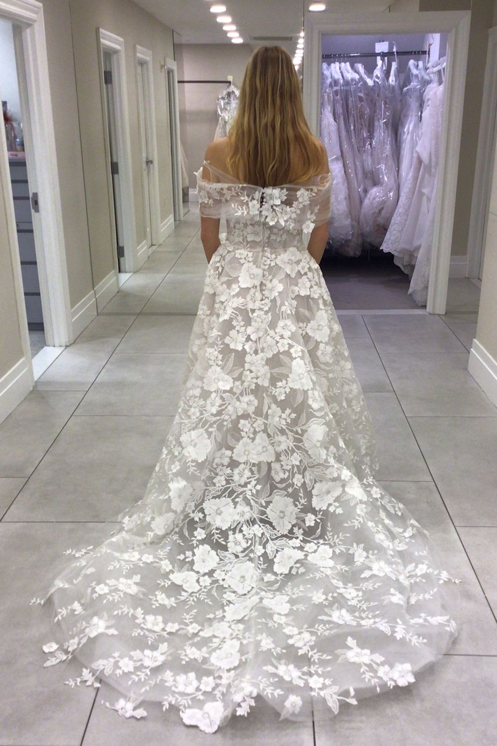 Valentini Spose Nao with Custom Shawl 6