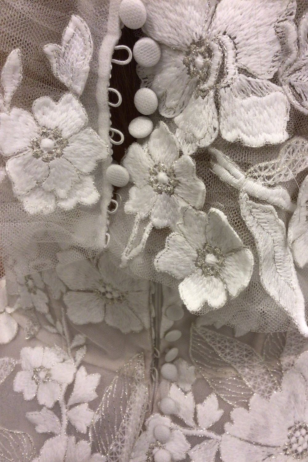 Valentini Spose Nao with Custom Shawl 11