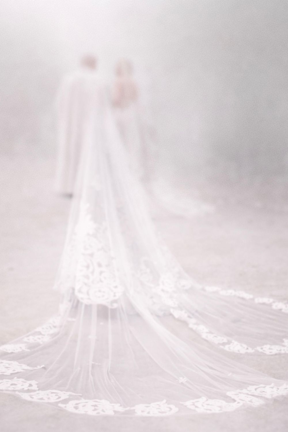 Oscar de la Renta Look 13 with Veil 10