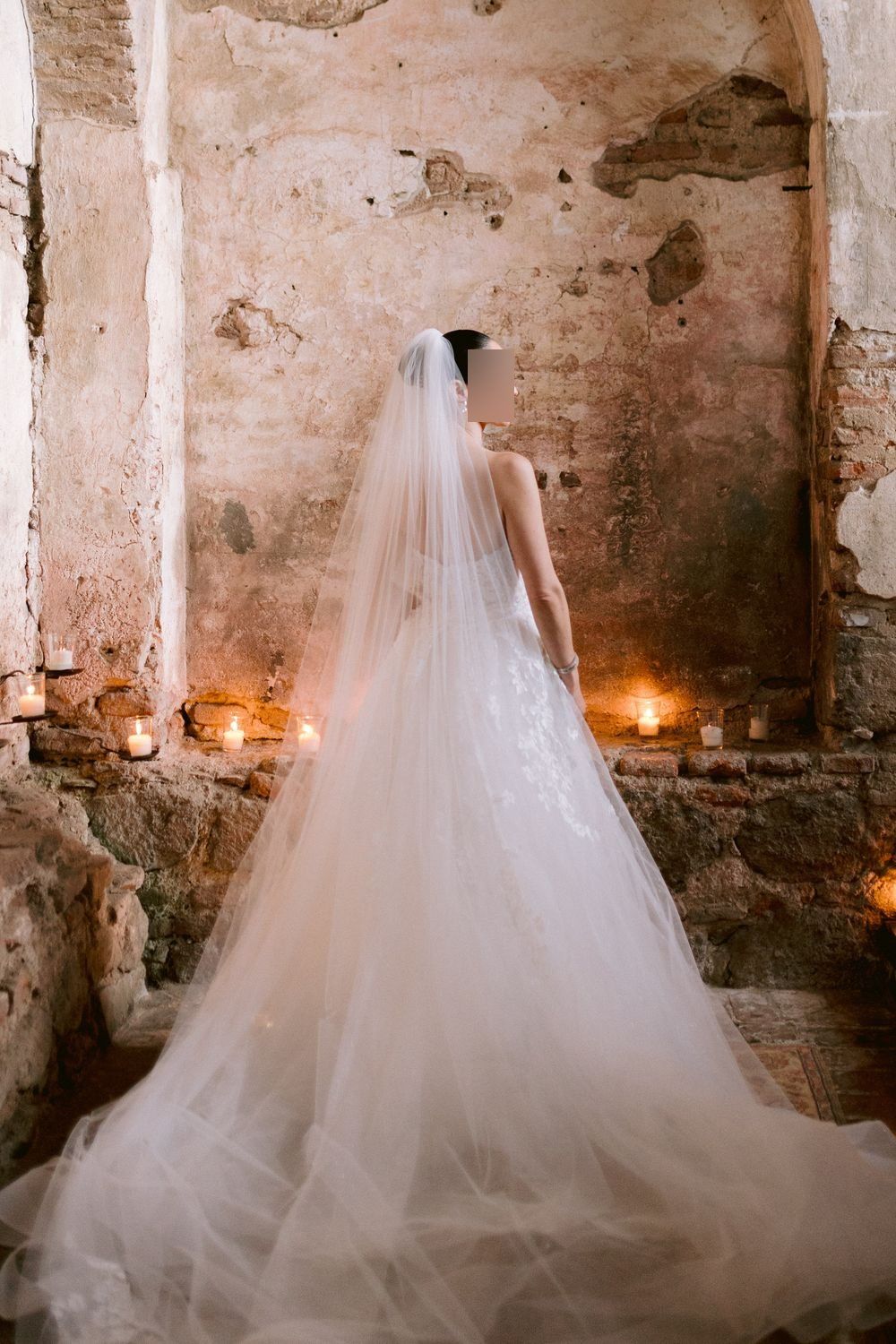 Lazaro 32205 HARLOW-LINESKT with Veil 2