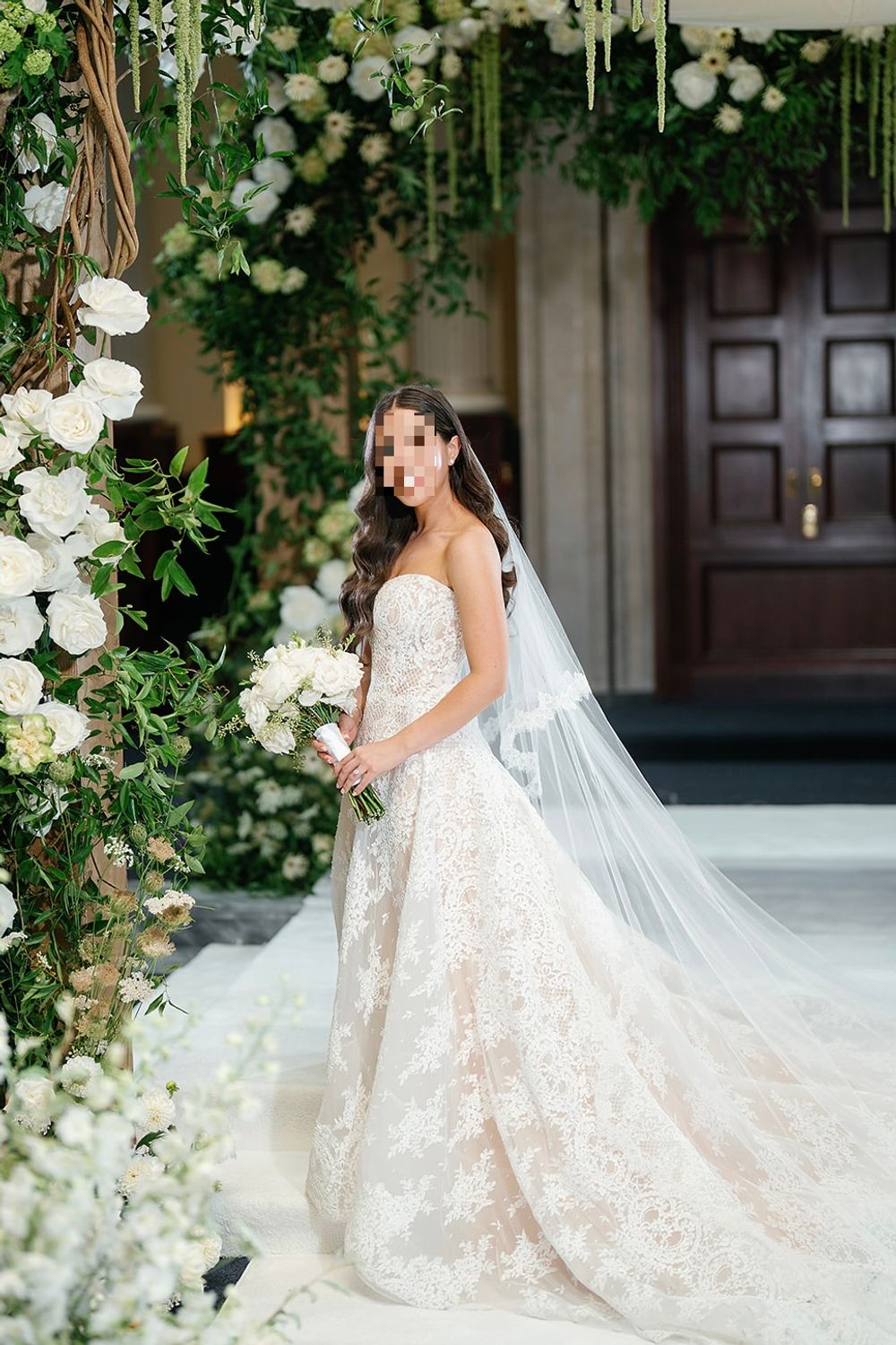 Used Dana Harel Hailey with Custom Bolero Wedding Dress Used Dana Harel Hailey with Custom Bolero Wedding Dress