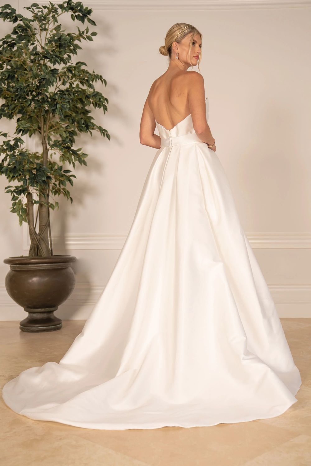 Reem Acra Love Affair Gown 1