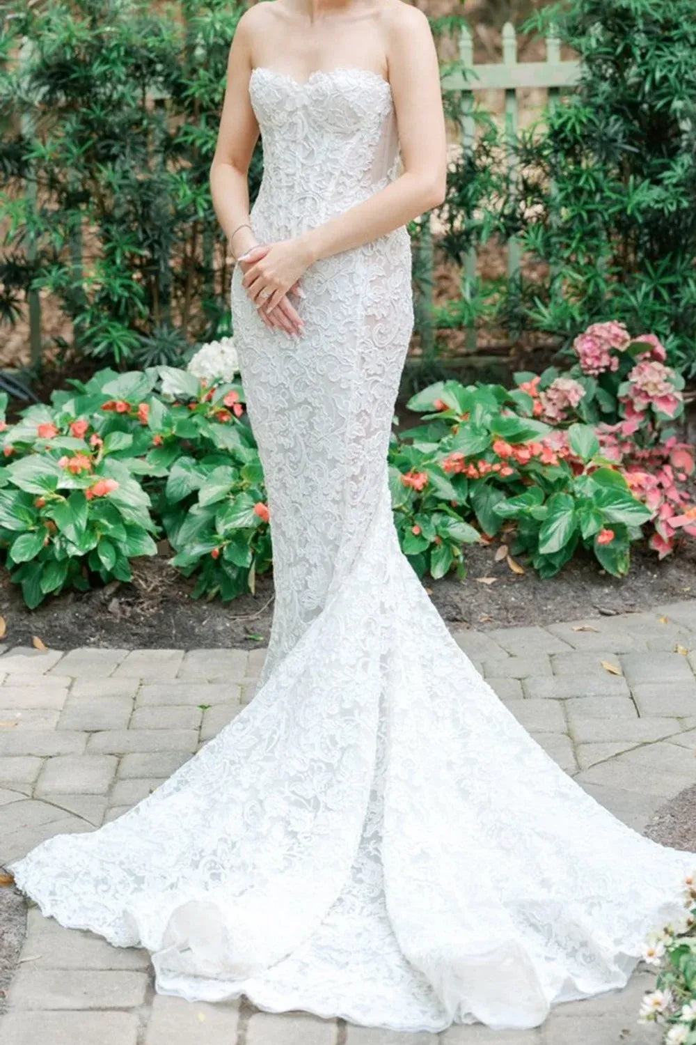 Lee Petra Grebenau Jazz S/S 2025 with Veil 8