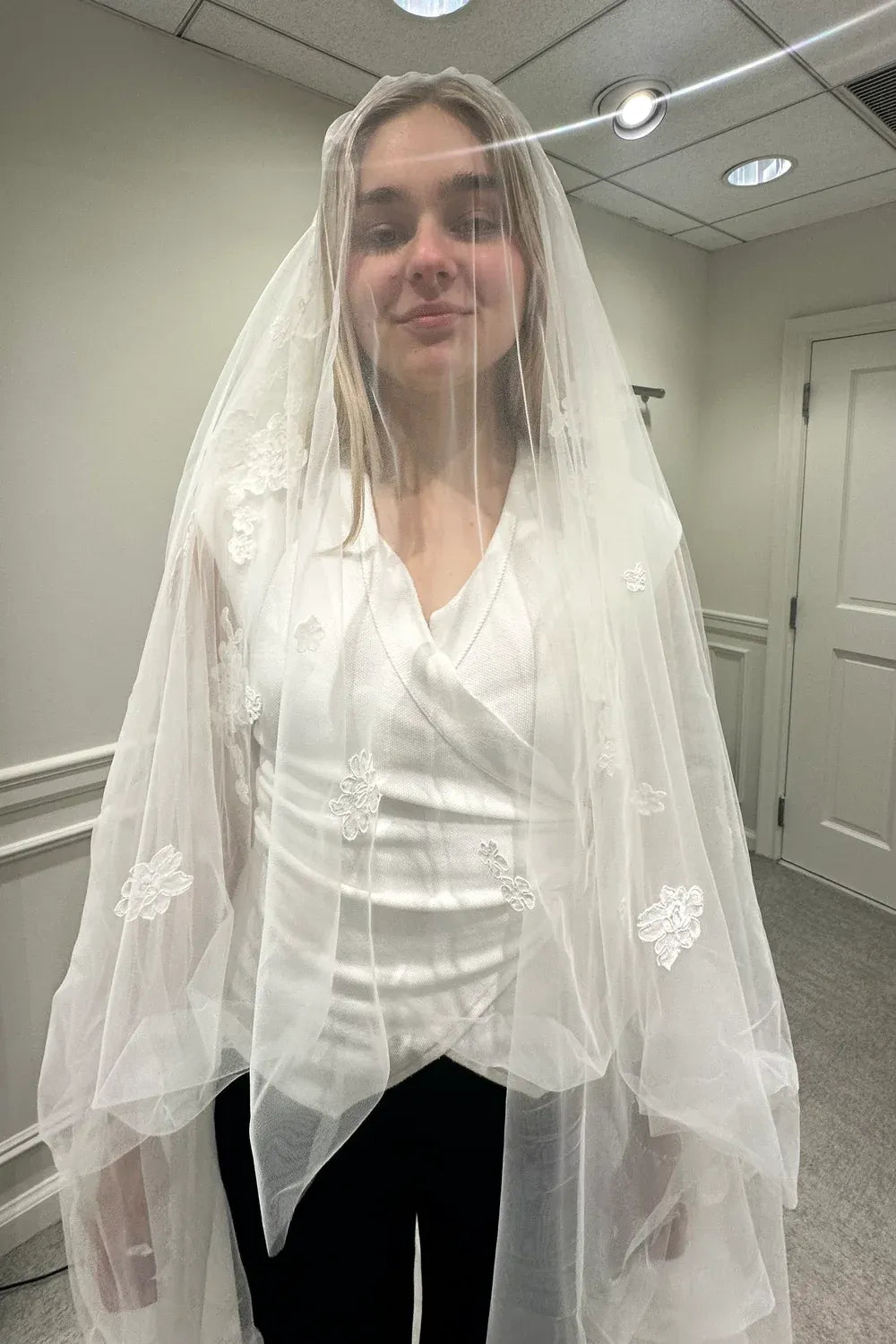 Lee Petra Grebenau Jazz S/S 2025 with Veil 10