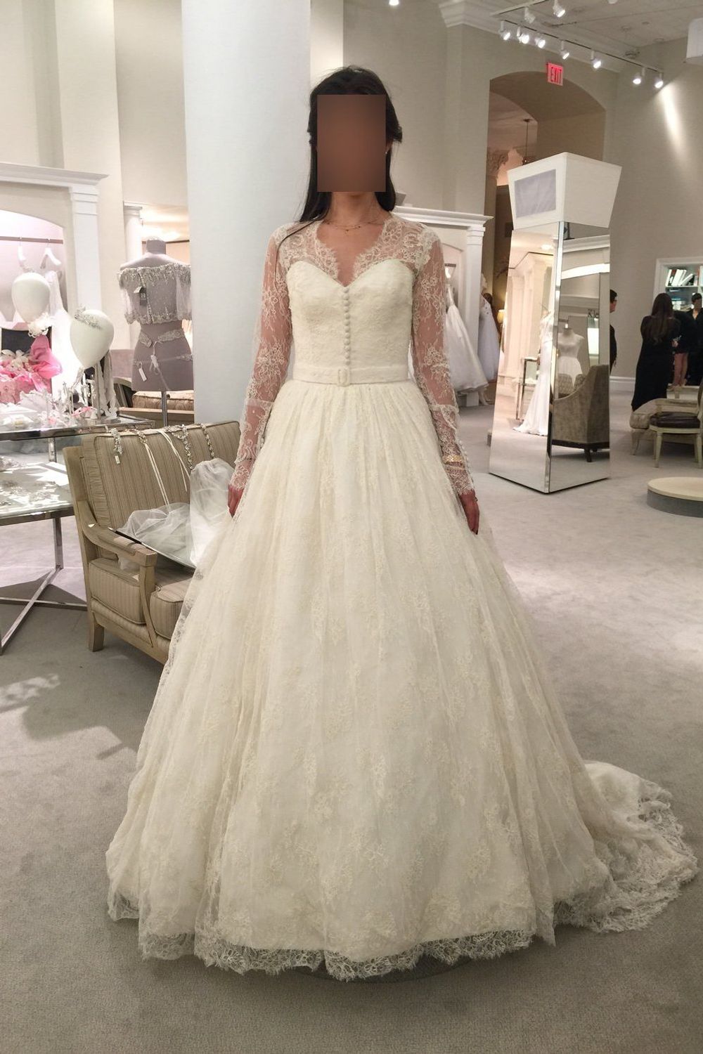 Never Worn Dennis Basso Lotus Wedding Dress