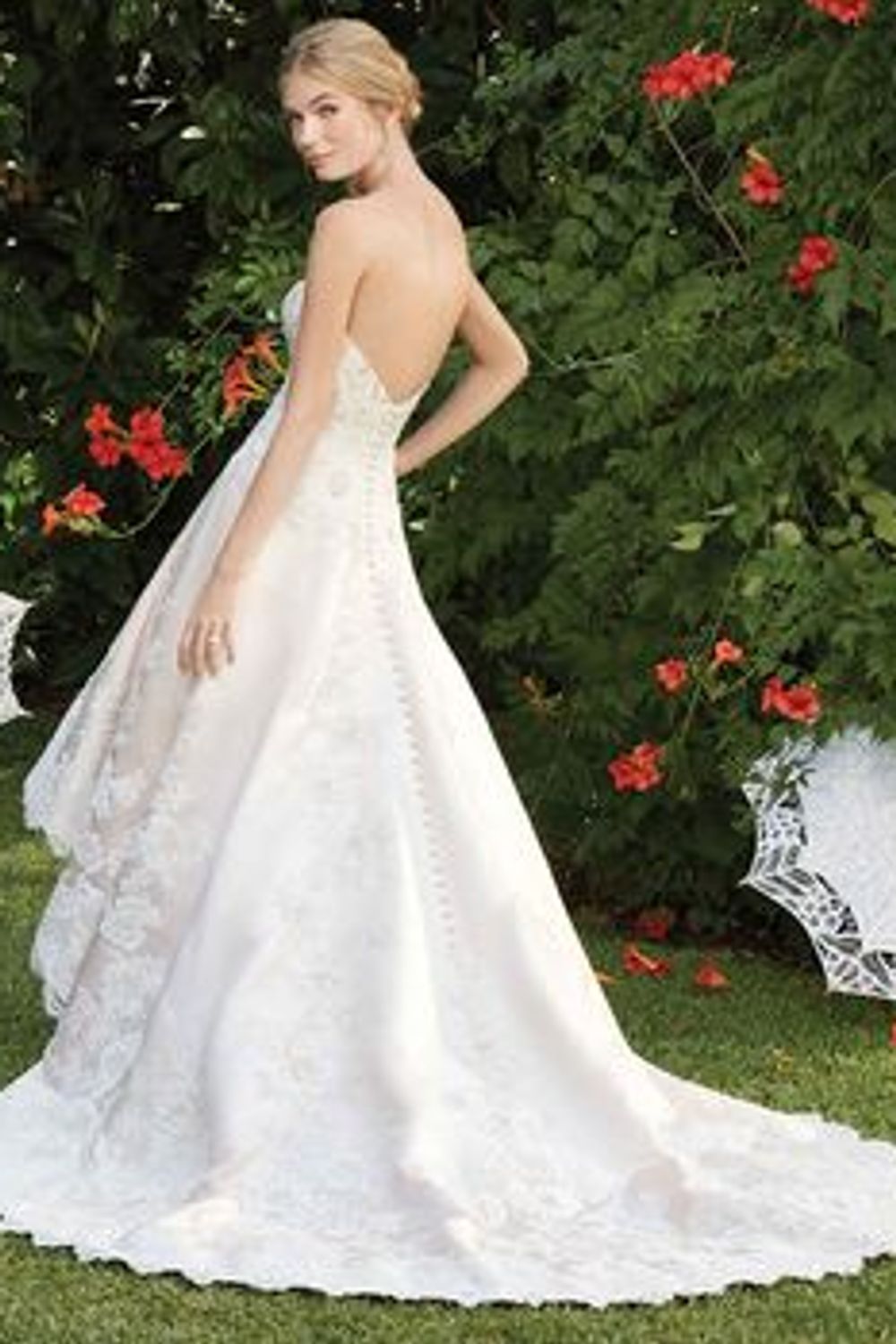 Casablanca Bridal CB3822 Clover 1