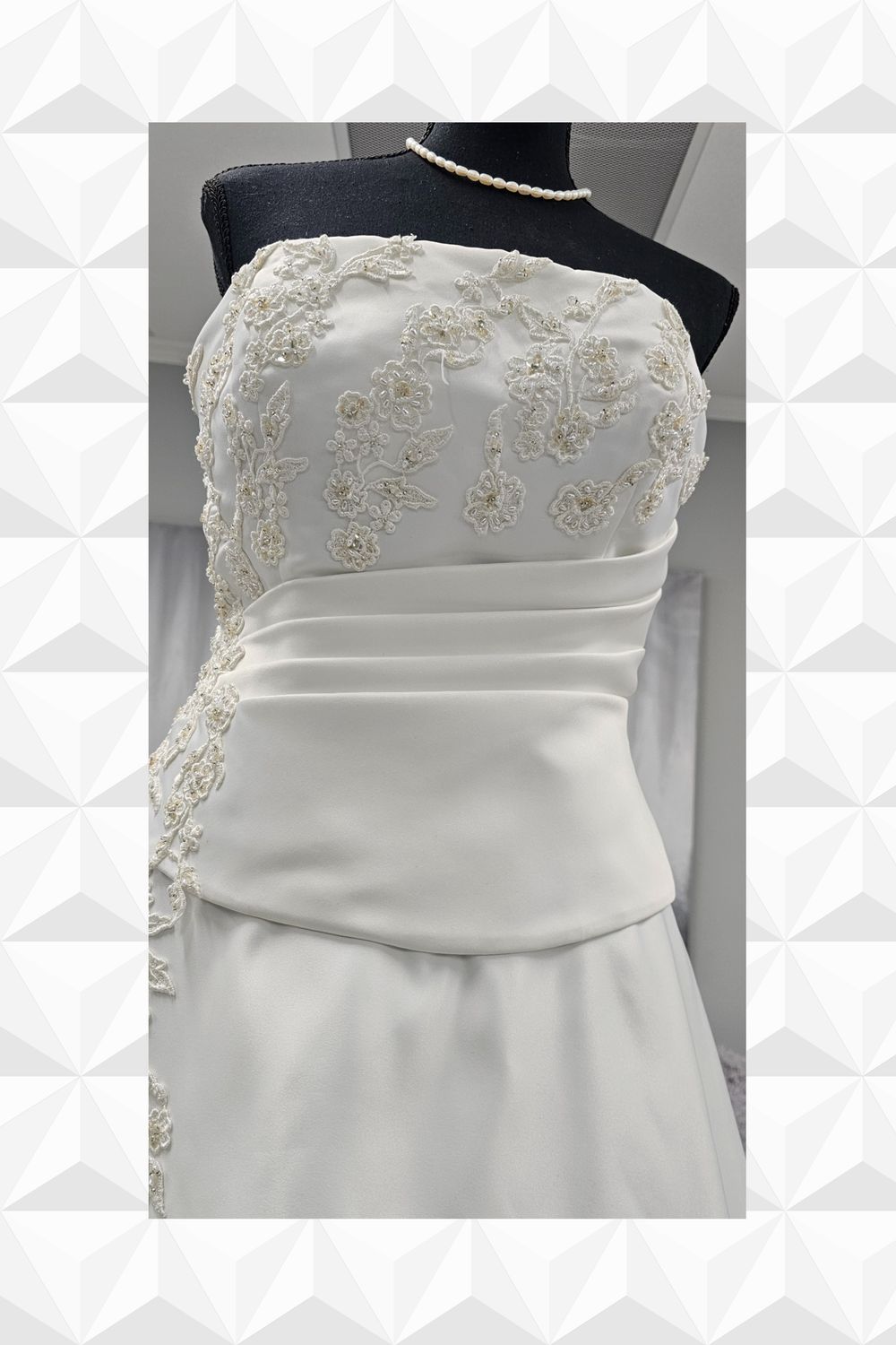 Moonlight Bridal B9102 2