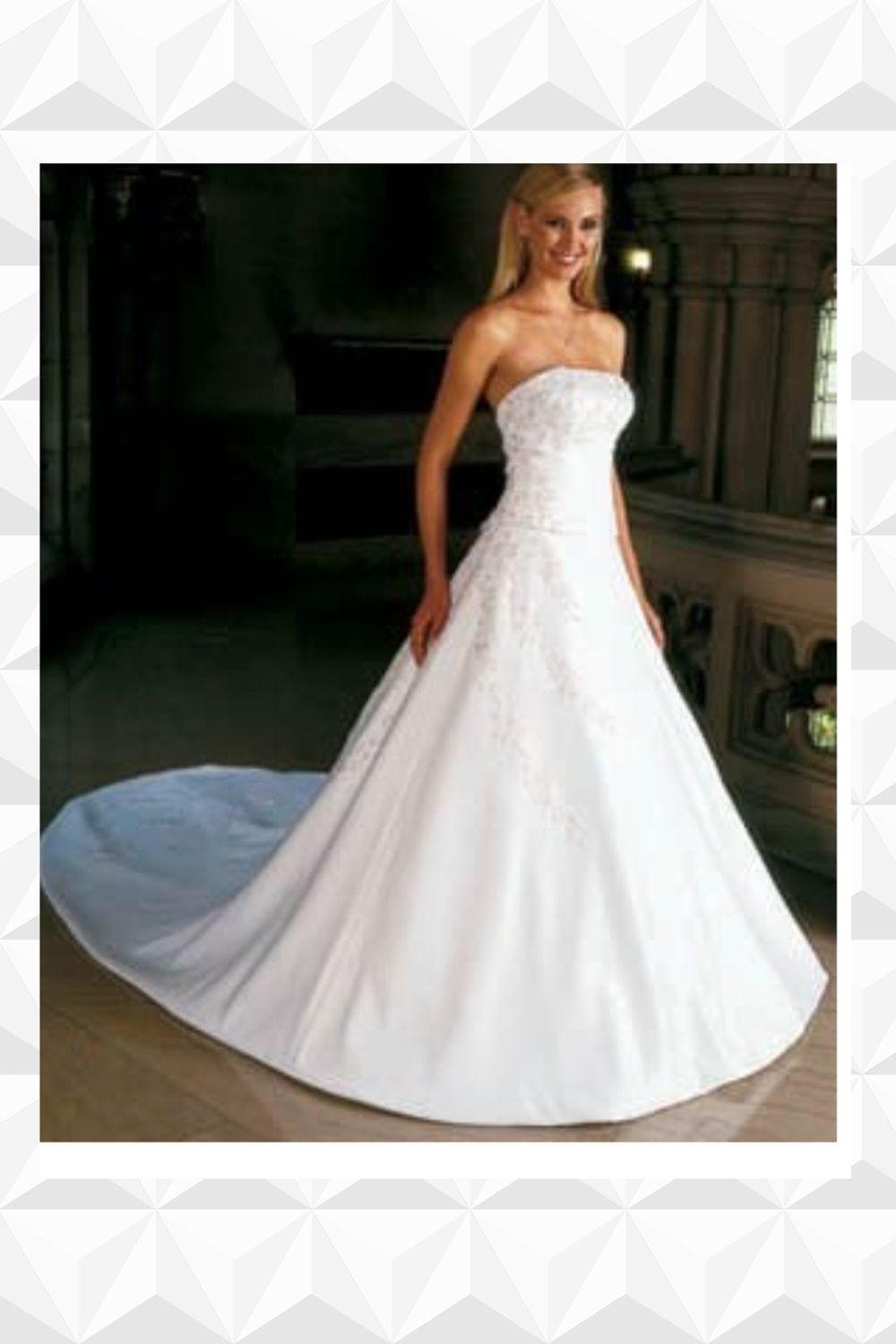 Moonlight Bridal B9102 0