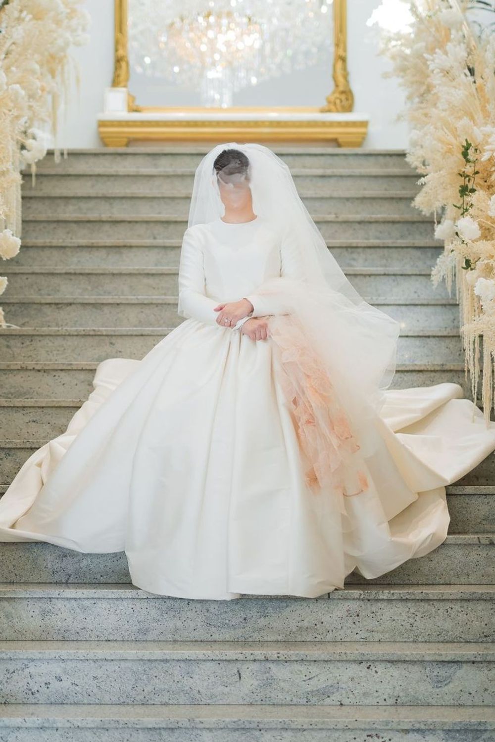 Sareh Nouri Park View with Veil 7