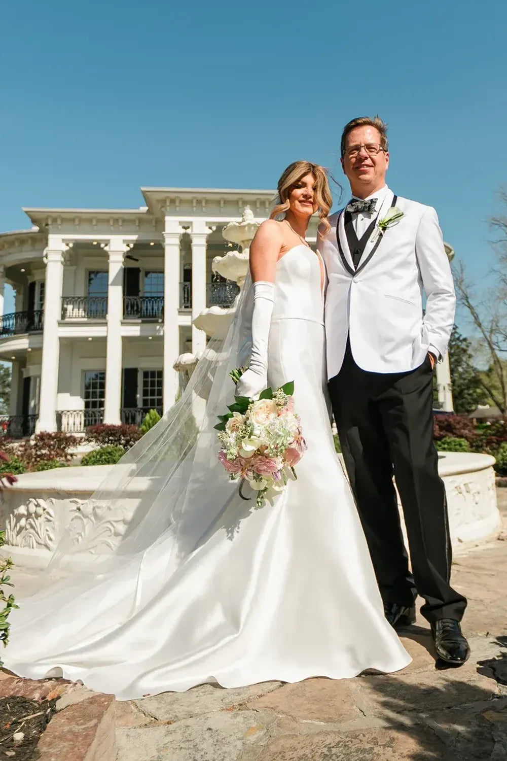 Pnina Tornai 4935 with Veil and Gloves 6