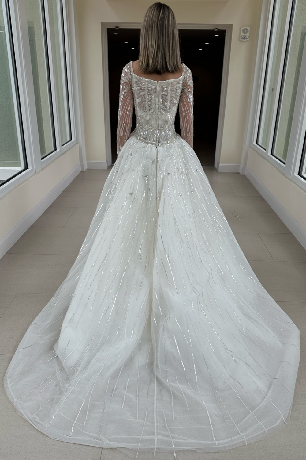 Zuhair Murad Fall 2022 Look 18 With Veil 10