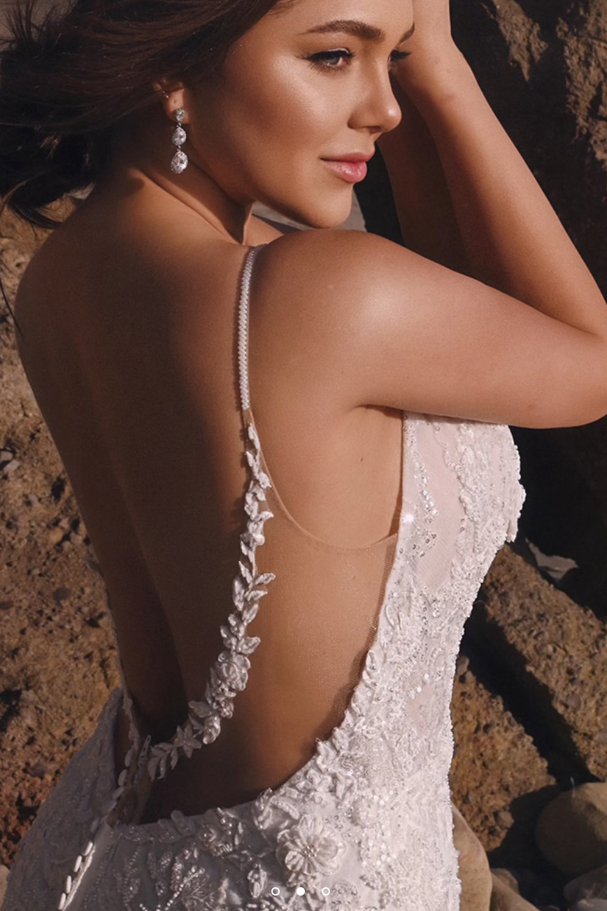 Martina Liana Martina Liana 1397 3