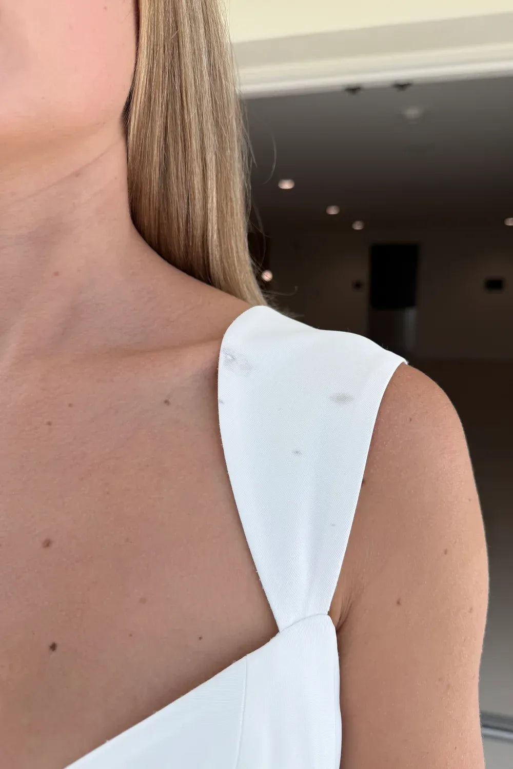 Sareh Nouri Do Not Disturb With Veil 11