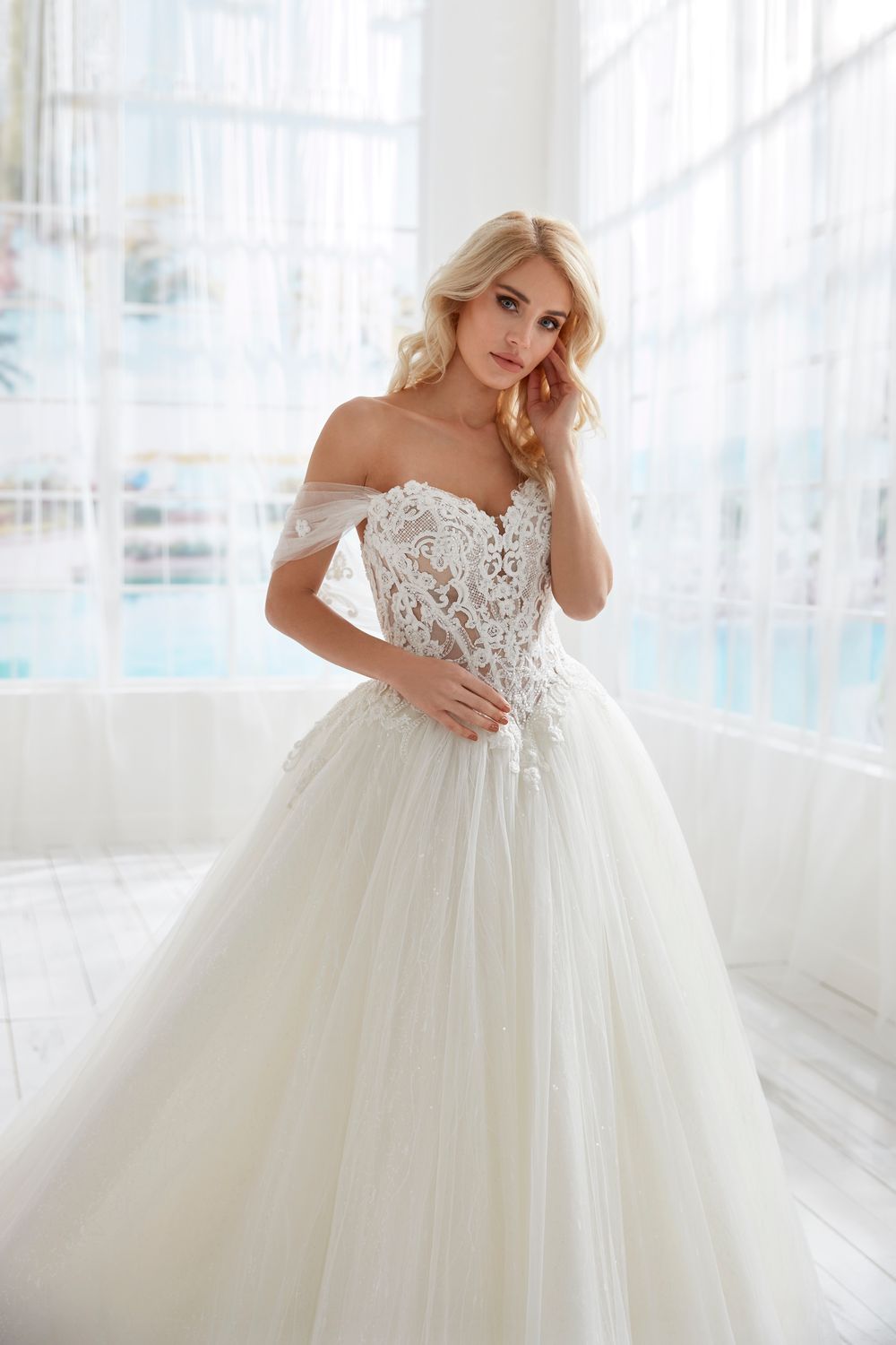 Never Worn Randy Fenoli Beth