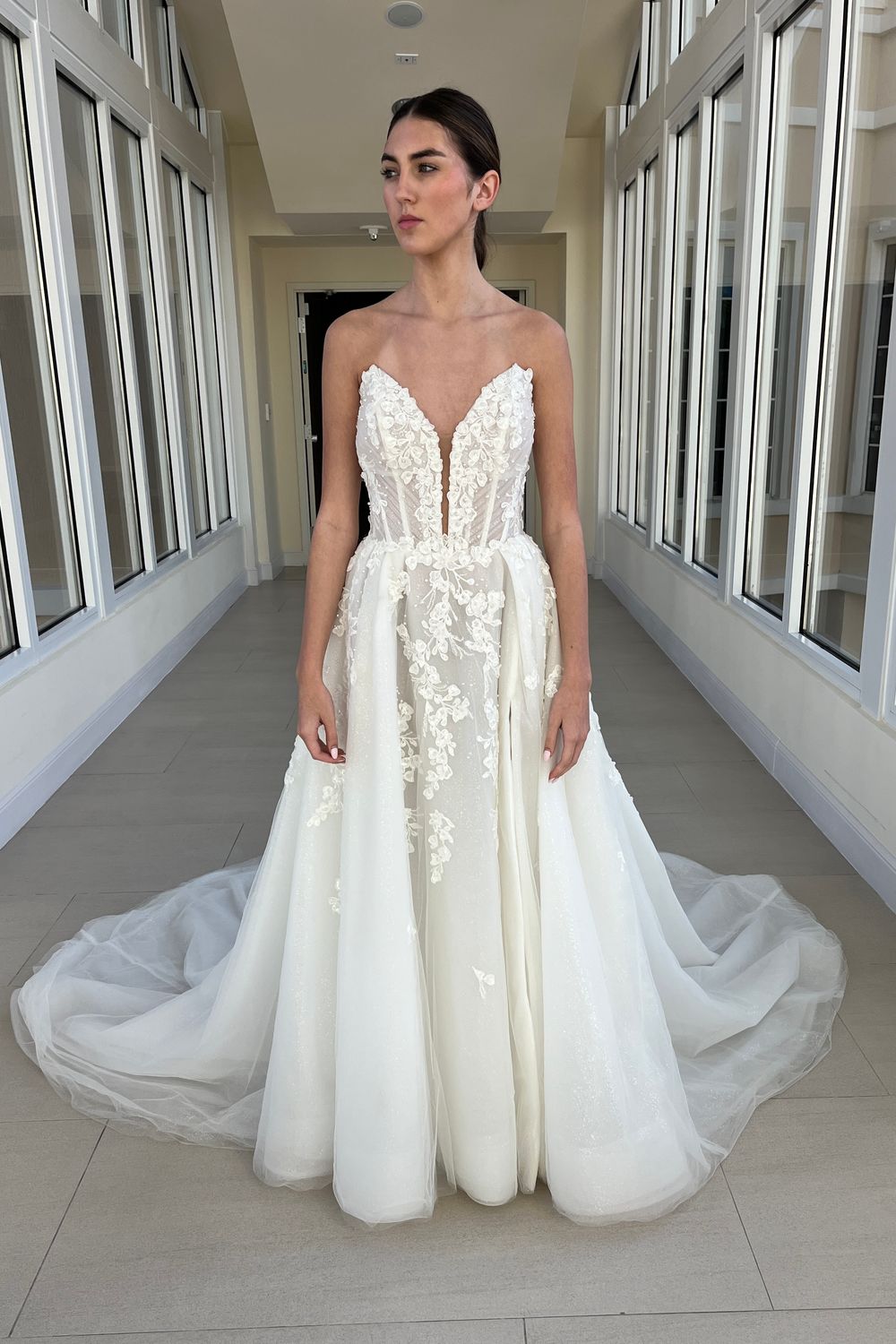 Martina Liana 1715 With Veil and Headpiece 0