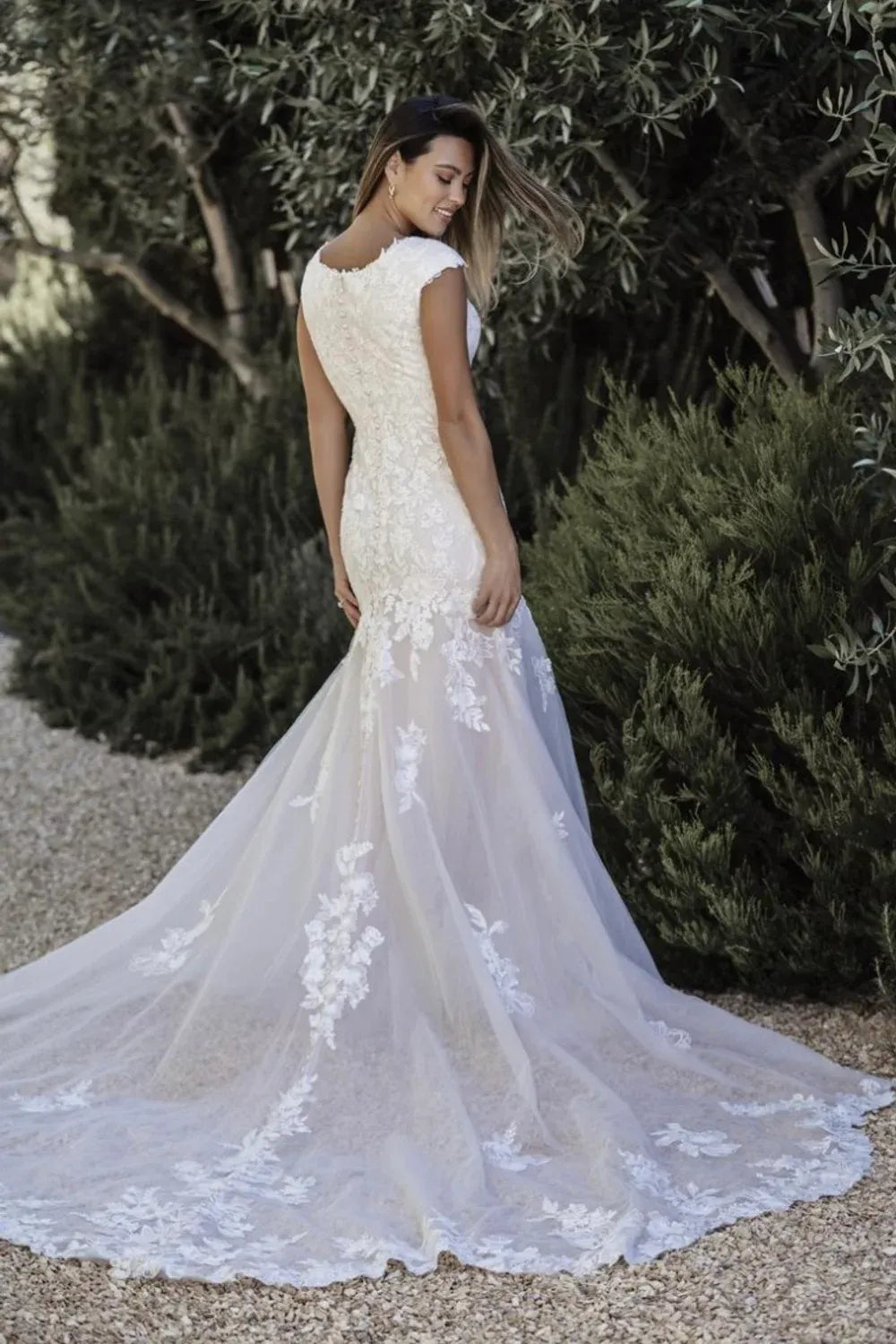 Allure Bridals M708 2
