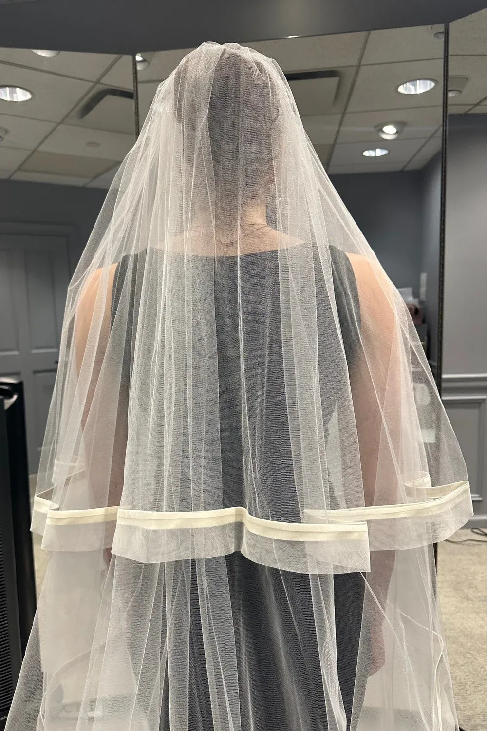 Lazaro Satine with Veil 5