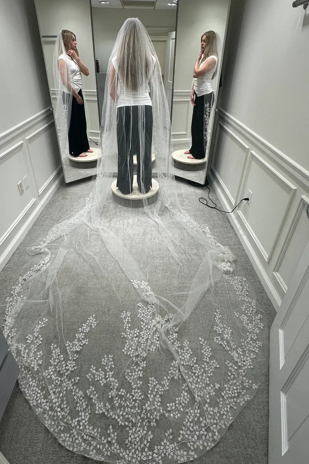 Randy Fenoli Goddess with Veil 11